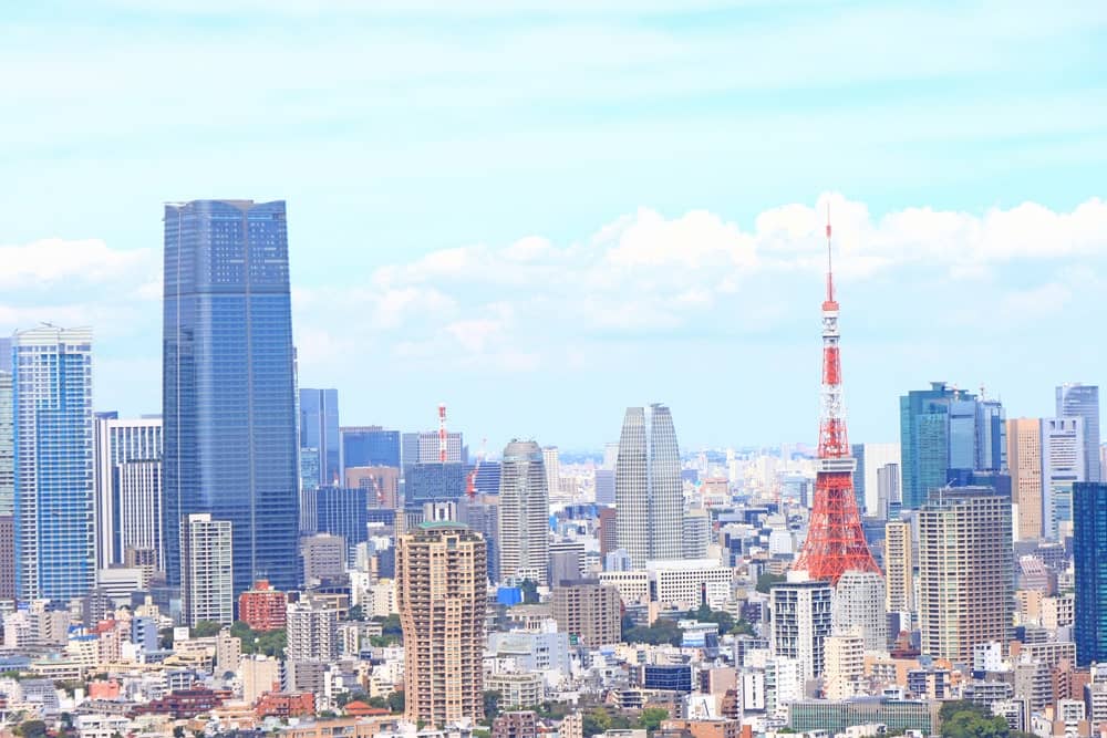 東京エリアの正社員塾講師の給与と残業のイメージ